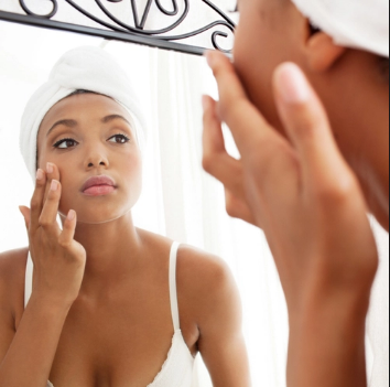 10 Anti-aging Supplements to Get Younger Looking Skin
