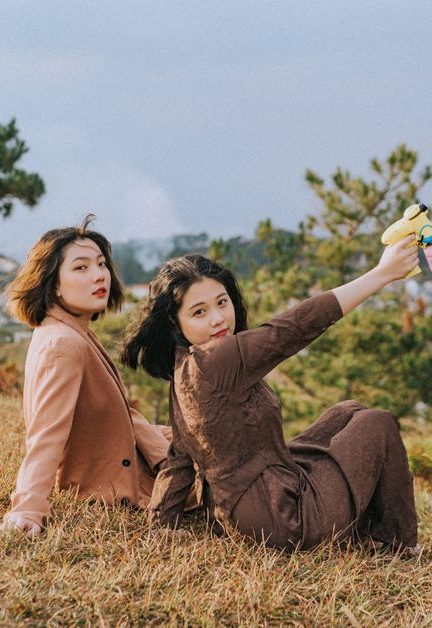 Casual Outfits to Wear to a Funeral That Show Respect